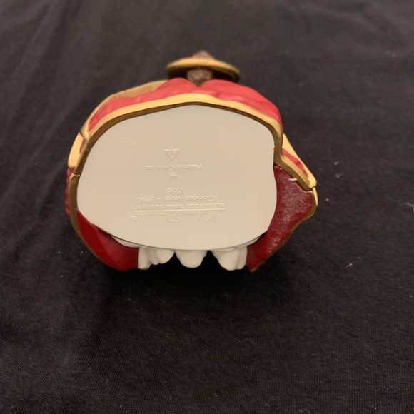 1998 Hallmark Madame Alexander Glorious Angel Keepsake Christmas Ornament in Box - Picture 5 of 9